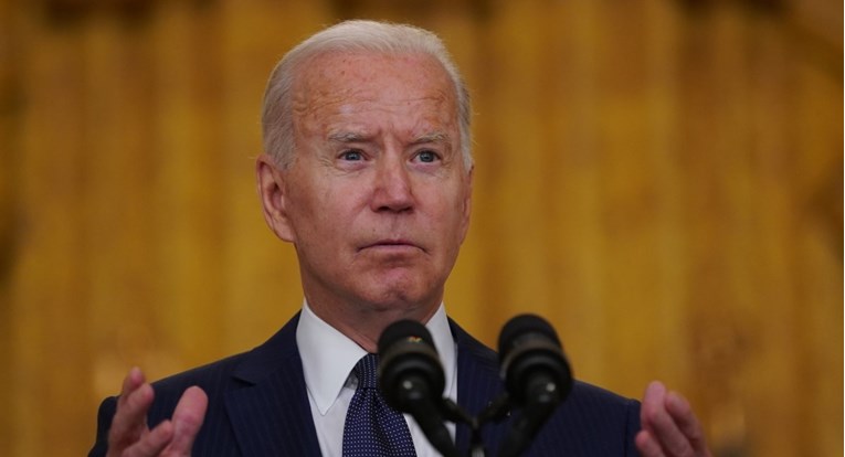 Biden odao počast američkim vojnicima koji su poginuli u napadu u Kabulu