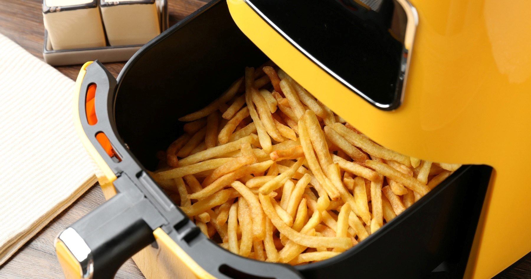 Hrskavi krumpirići bez prženja u dubokom ulju gotovi u 15 minuta