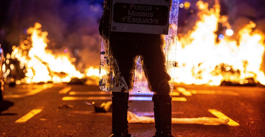 Katalonci blokirali ulice u Barceloni treću noć zaredom