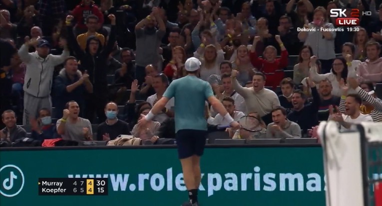 VIDEO Andy Murray sjajnim je gemom slomio protivnika pa podigao publiku na noge