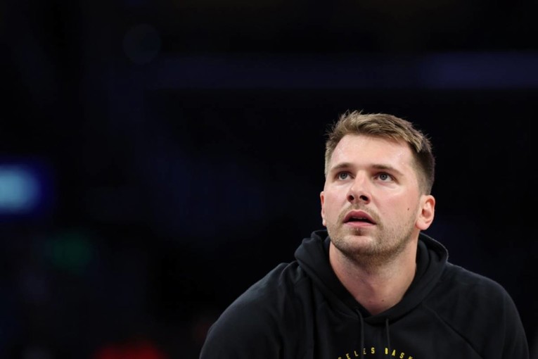 Dončić započeo pripreme šutevima s centra. Pogledajte koliko ih je ubacio
