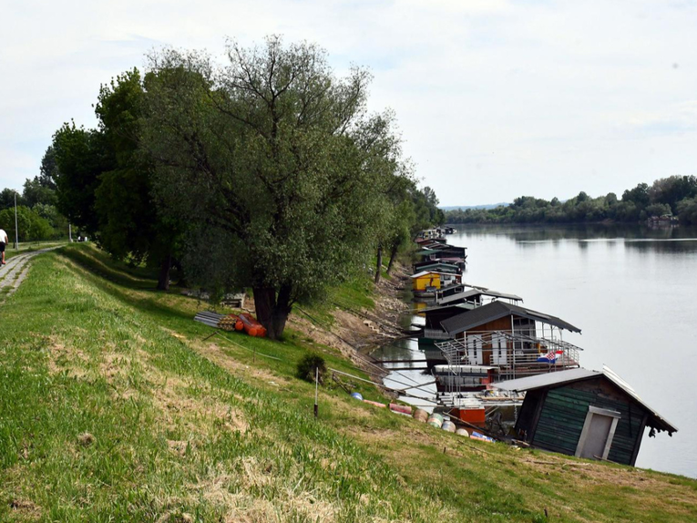 Pronađeno tijelo muškarca koji je skočio u Savu kod Slavonskog Broda