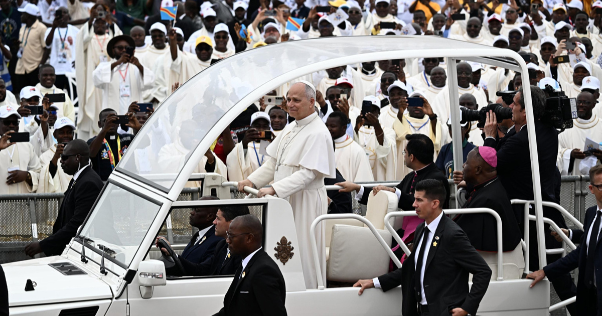 Papa u Angoli održao misu pred 100.000 ljudi