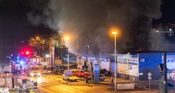 Veliki požar u Splitu, zapalilo se skladište automobilskih guma