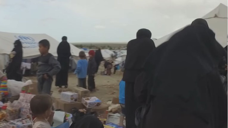 Unutar kampa u kojem su obitelji ISIL-ovaca: "To je bomba koja će eksplodirati"