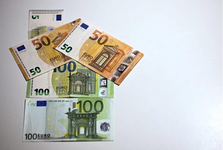 Dobre vijesti za roditelje: Ovaj tjedan kreće isplata doplatka za 293.167 djece 