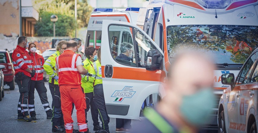 Najmanje tri osobe poginule u eksploziji u tvornici na jugu Italije