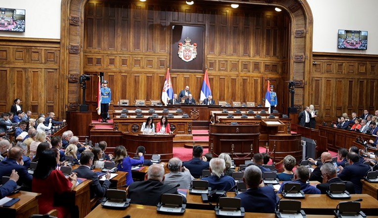 Srbija želi povećati broj ministarstava s 21 na 25. Oporba: To nema nitko u Europi