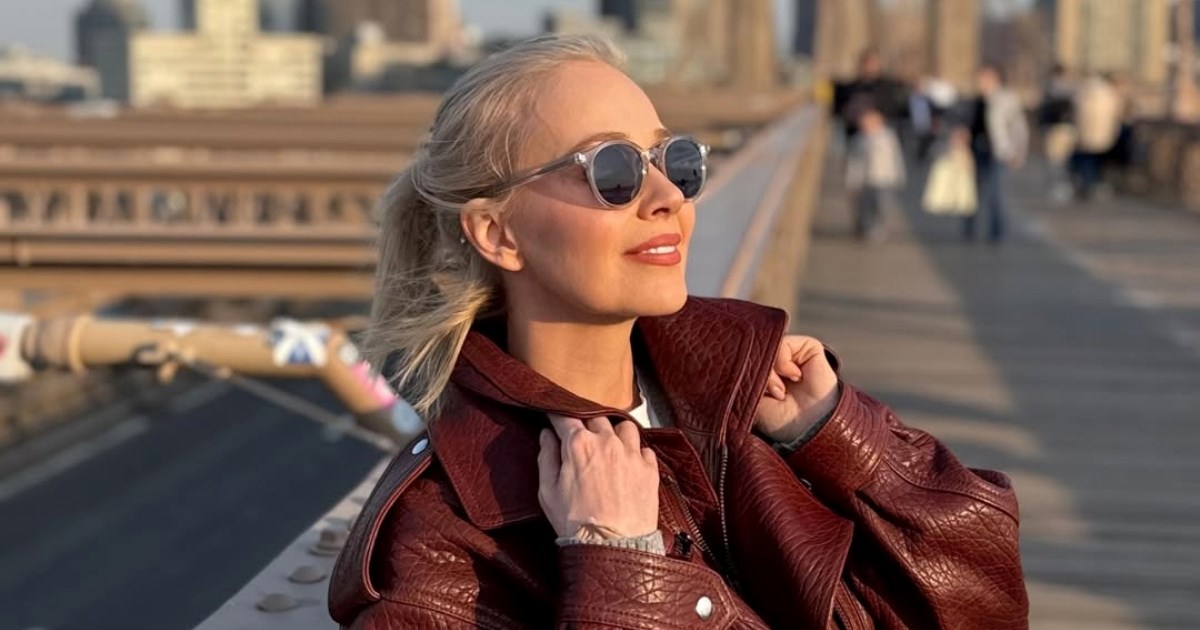 Jelena Rozga u New Yorku pozirala u jakni od 2500 eura