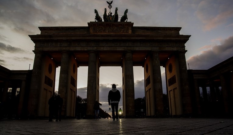 Njemačka produžuje lockdown, uvodi još drastičnih mjera. Stroža pravila i na granici