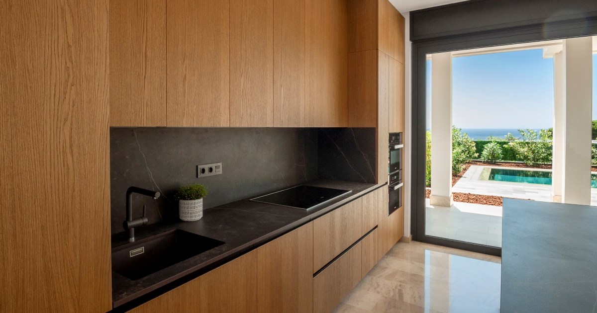 Trend iz 90-ih koji dizajneri ponovno obožavaju u 2025.