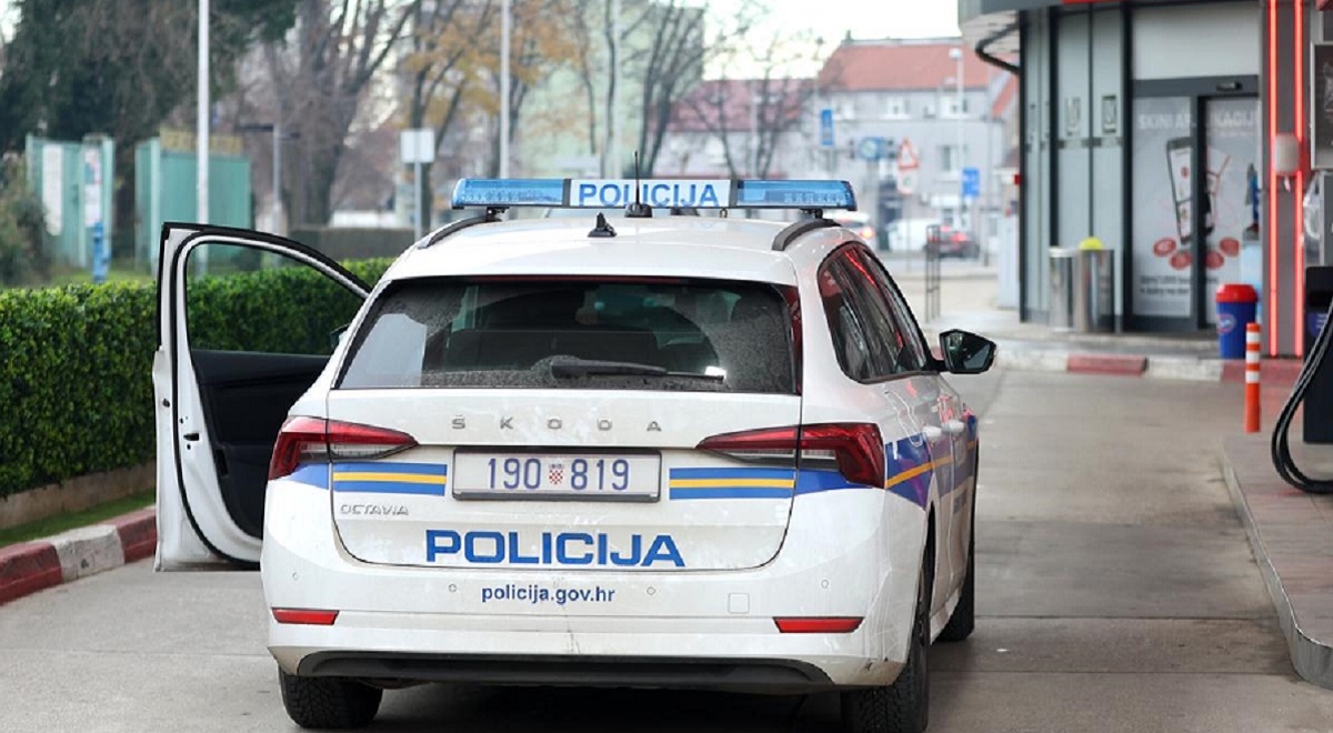 Tražitelj azila krao po Zagrebu pa napao zaštitarku. Ona ga onesposobila sprejem