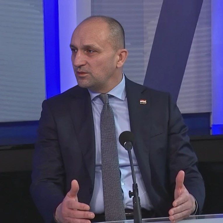 Anušić: Do kraja godine ćemo potpisati ugovore za protuzračnu obranu srednjeg dometa