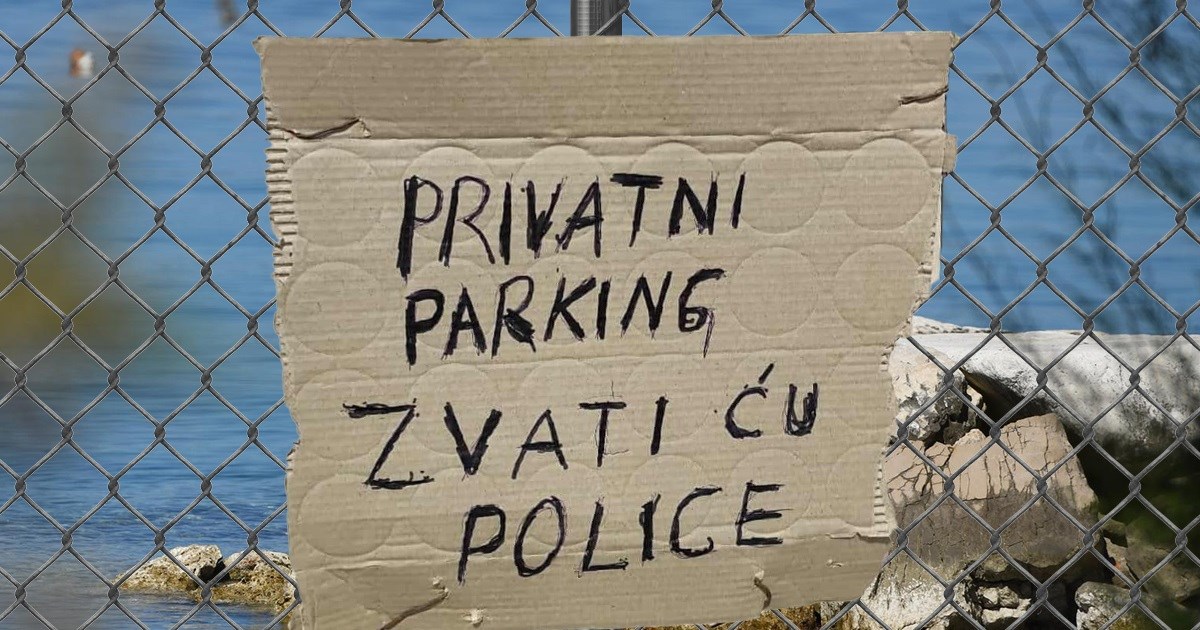 Natpis na parkingu u Dalmaciji nasmijao Fejs: "Tuđi čovik nikad neće znati"