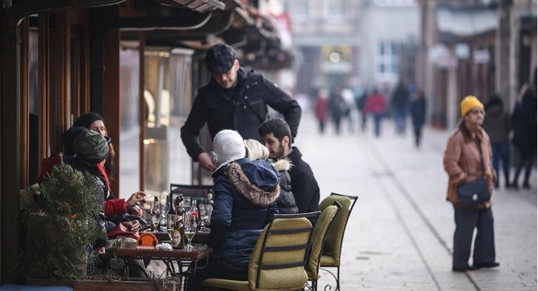 Na polovici teritorija BiH od danas zabranjeno pušenje u ugostiteljskim objektima