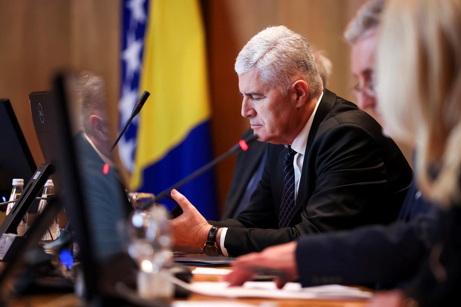 Kolaps parlamenta BiH