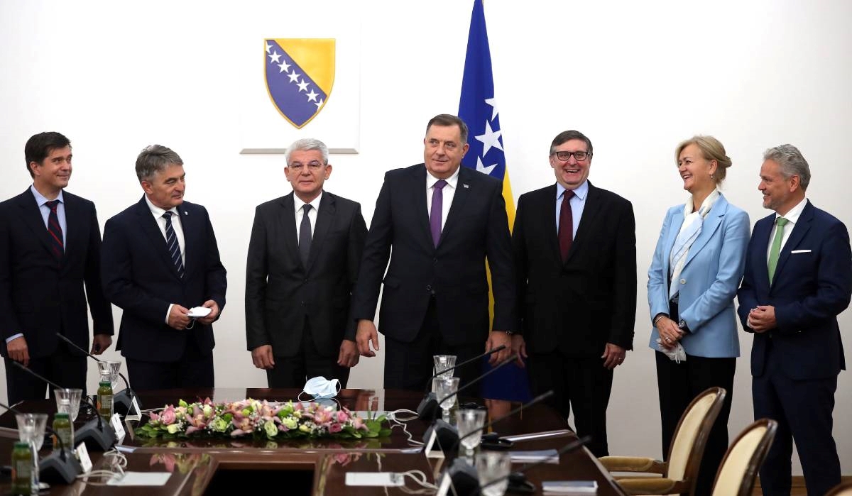 Palmer i Eichhorst posreduju oko problema izbora u BiH, rješenja još nema