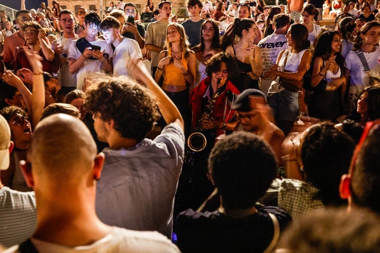 Više od 140 žena napadnuto špricama tijekom glazbenog festivala u Francuskoj