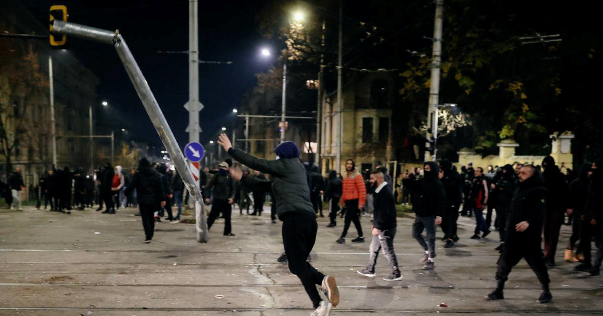 Prosvjedi u Bugarskoj zbog korupcije i poreza, premijer dao ostavku