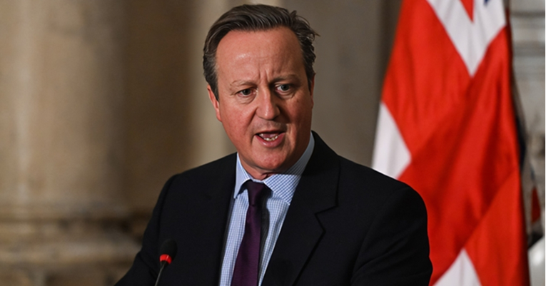 David Cameron: Izrael bi trebao zaustaviti napade na Gazu, ljudi nemaju kamo otići