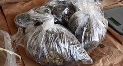 U Splitu uhićen diler s gotovo kilogramom i pol marihuane