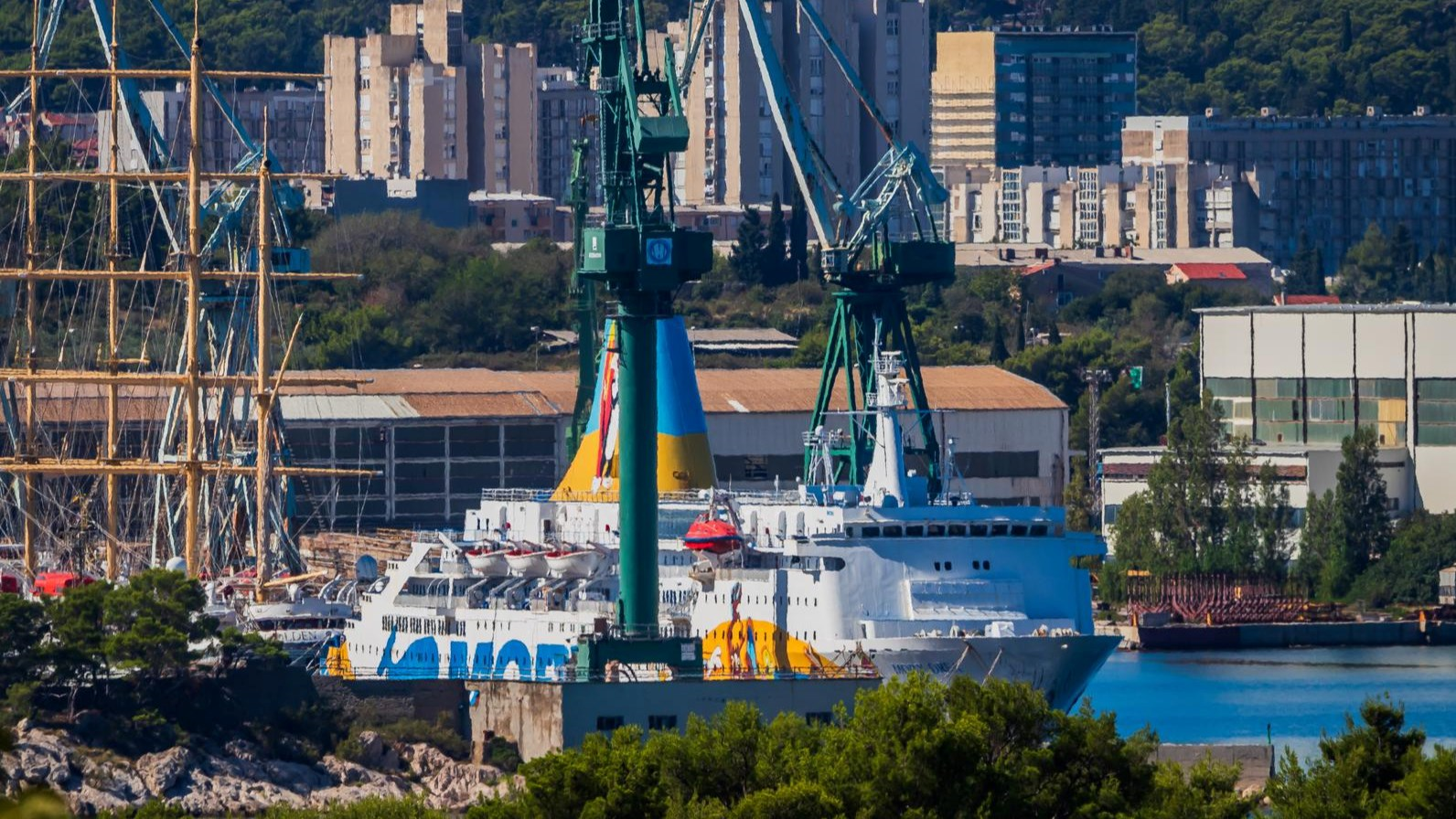 Stigao tegljač za talijanski brod s azbestom, odvući će ga iz Brodosplita