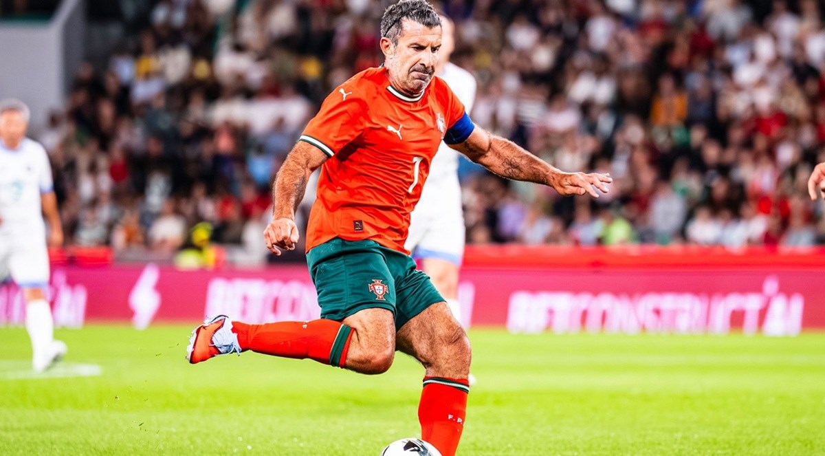 Figo (52) zasjenio sve velikane. Pogledajte što je napravio na utakmici legendi