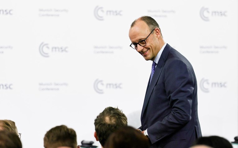 Merz: Ne mogu vjerovati da je u Münchenu cijela dvorana ustala Rubiju. Ja ne bih