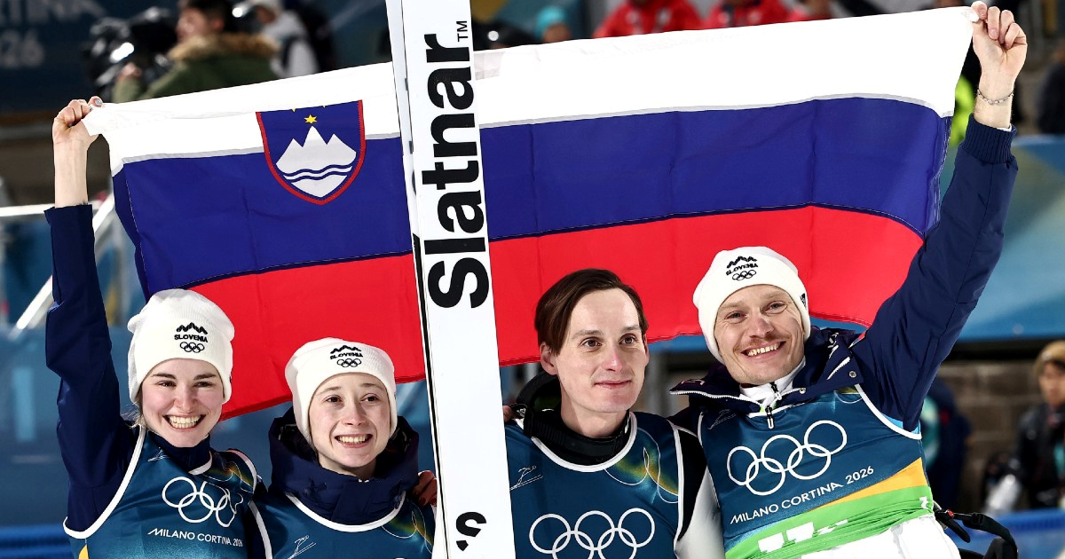 Slovenija slavi olimpijsko zlato. Spektakularni skakači pomeli konkurenciju