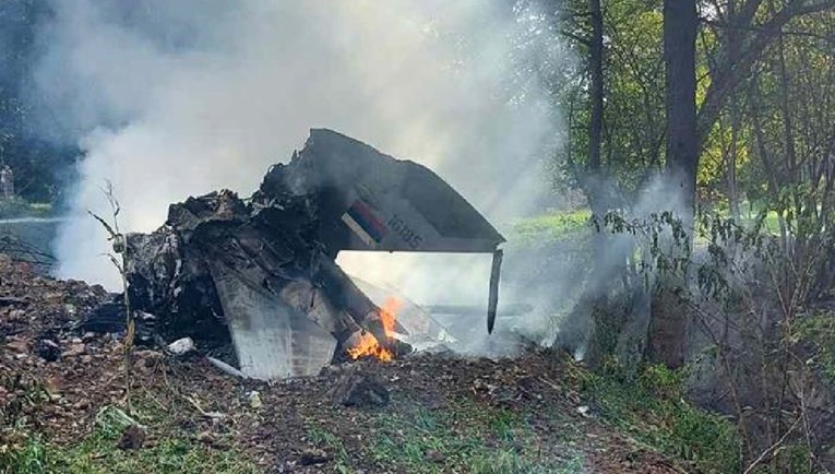 U padu srpskog vojnog aviona poginula oba pilota. Svjedokinja: Zvala sam cijelo selo