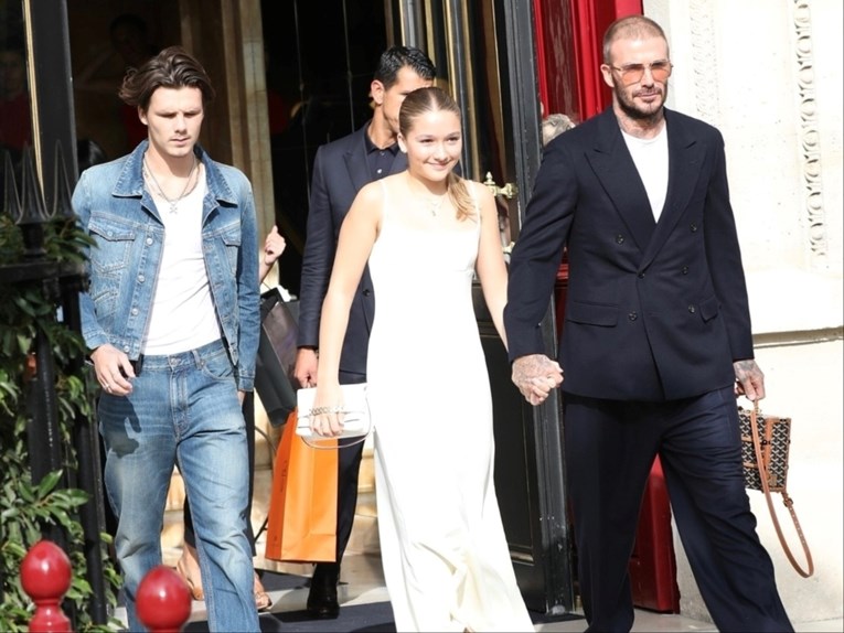 David Beckham privukao pažnju na Pariškom tjednu mode, došao u sandalama i čarapama