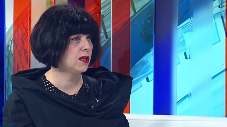 Holy: Rinčić nije dobro počela. Govori da nema ideologije