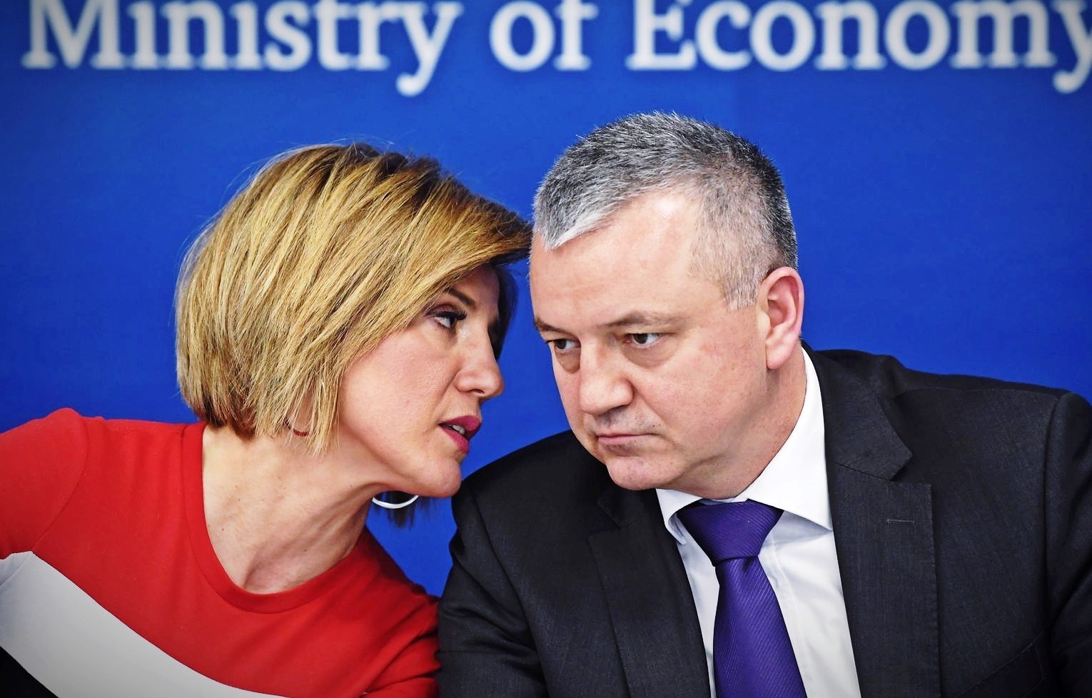 Procurile poruke zbog kojih je pao Horvat. Slao ih i potpredsjednik vlade Milošević
