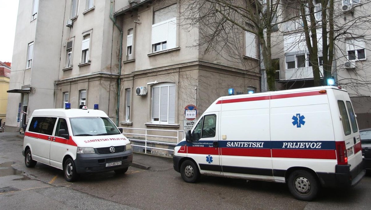 U Zagrebu ozlijeđene dvije žene. Jednu napao muškarac, drugoj auto prešao preko noge