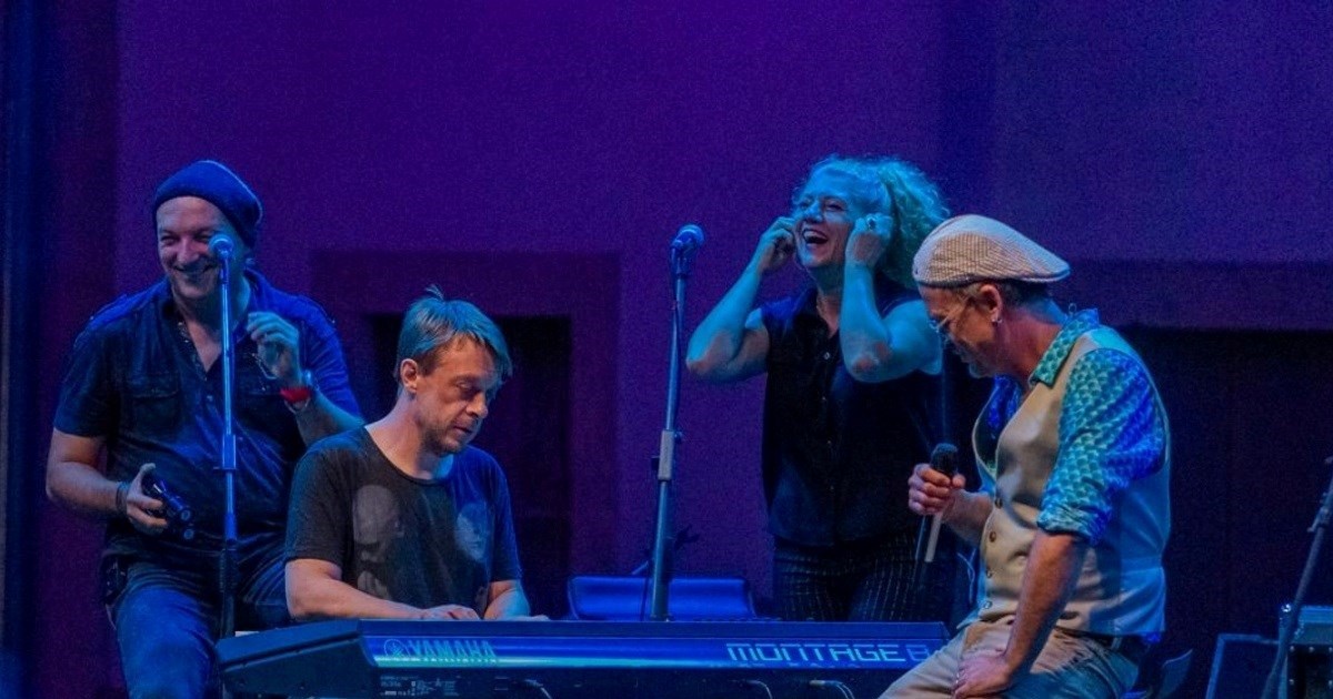 Gibonni se oprostio od Matije Dedića: "Mili moj dječače, zvali smo se braćom..."