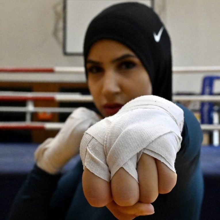 Uvjerila je roditelje da ju puste s hidžabom u ring. Zauvijek je promijenila pravila