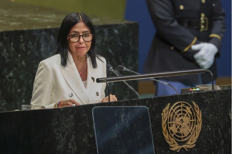 Privremena predsjednica Venezuele: Bit će izbora, razgovaramo s oporbom