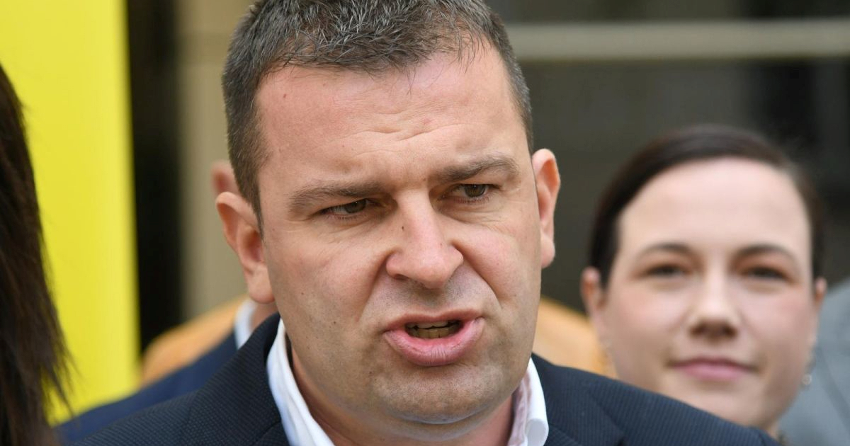 Hrebak: Dobro je da je izložba u Vukovaru odgođena, treba smiriti tenzije