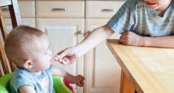 Nove smjernice zabranjuju slatkiše djeci mlađoj od dvije godine