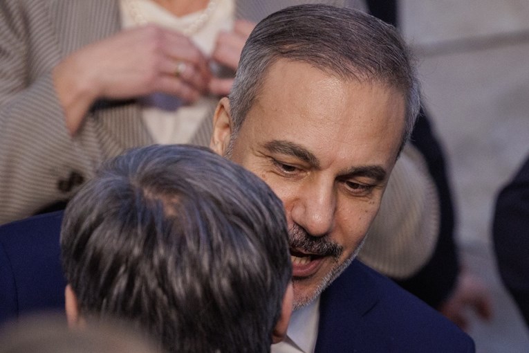 Turska se priključila "koaliciji voljnih". Kaže da je spremna nadzirati mir