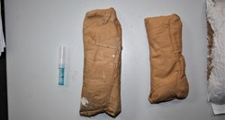 Otkriveni detalji druge mule uhvaćene na Tuđmanu, kila kokaina bila ušivena u odjeću