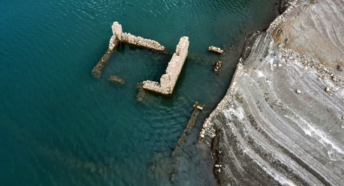 FOTO U Grčkoj se pojavilo potopljeno selo