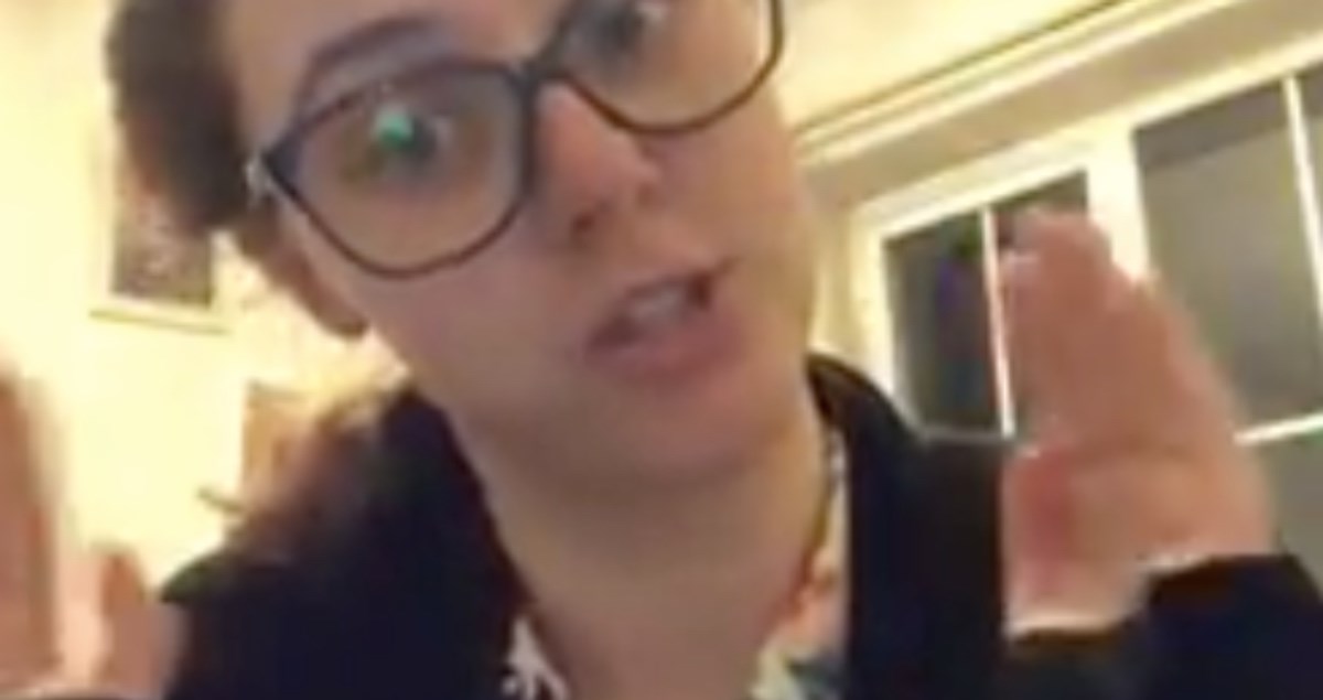 Trik učiteljice postao je hit, cijeli razred opere ruke u manje od pet minuta