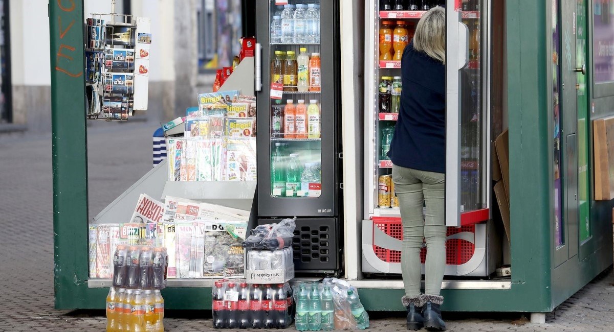 Istarski ugostitelji: Kioscima treba zabraniti prodaju alkohola, hladnih pića i kave