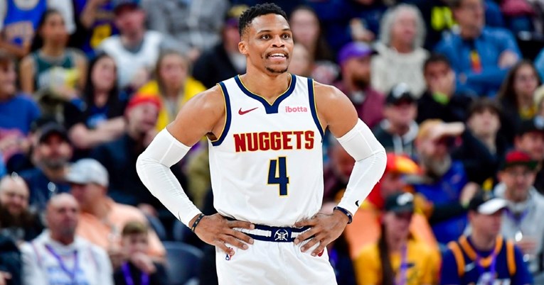 Westbrook mora platiti 35.000 dolara jer je klupi Knicksa pokazao srednji prst