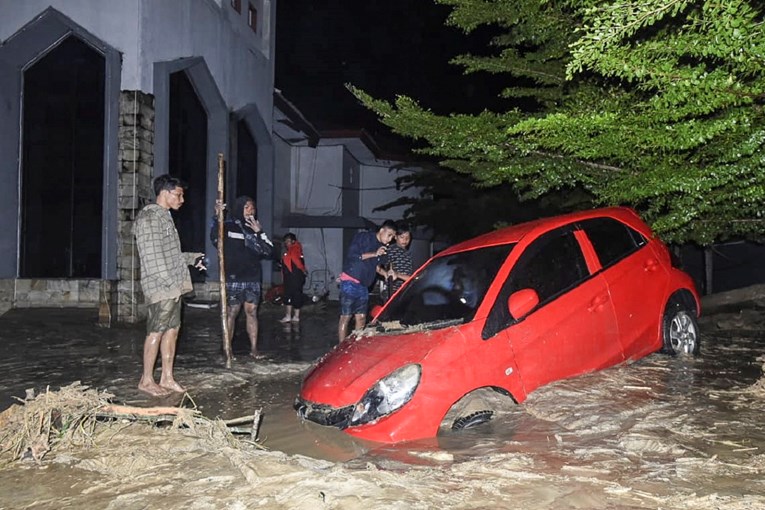 U poplavama i odronima poginuli deseci u Indoneziji i Istočnom Timoru