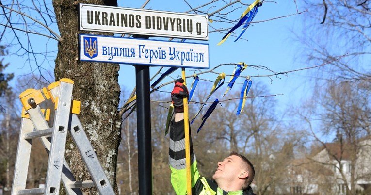 Litavci ulicu koja vodi do ruskog veleposlanstva nazvali Ulicom ukrajinskih heroja