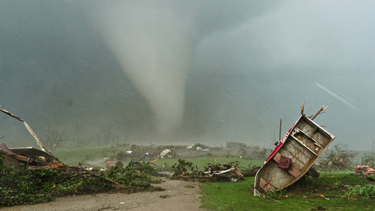 VIDEO Jak tornado opustošio grad u Iowi u SAD-u, ima i mrtvih. "Bilo je strašno"