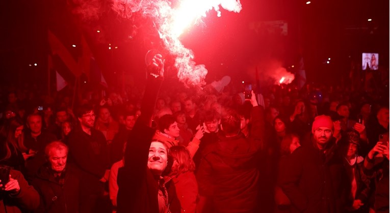 Tisuće ljudi na ulicama Beograda: "Ili Srbija ili mafija, to je jedina parola"