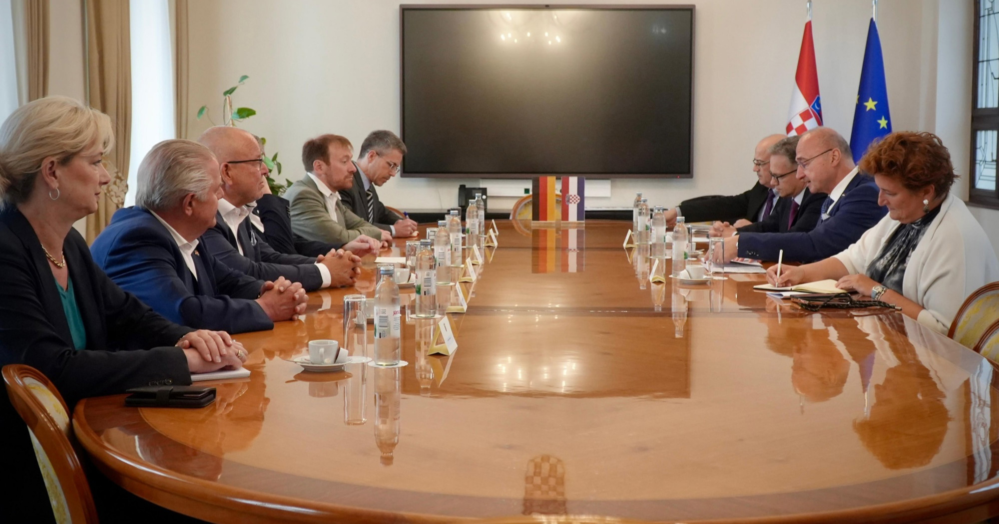 Grlić Radman se sastao s njemačkim parlamentarcima, razgovarali i o Hrvatima u BiH